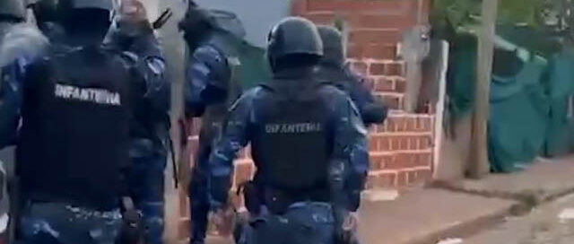 Posadas: allanamiento en Chacra 145 dejó tres detenidos por amenazas y resistencia a la autoridad