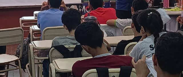 Capioví: brindaron charla preventiva sobre violencia y riesgos en redes a estudiantes