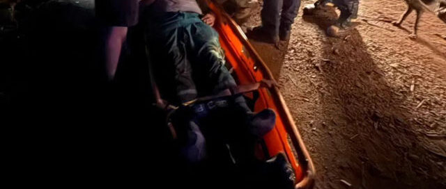 Posadas: rescataron a un trabajador que cayó a un pozo mientras combatía un incendio