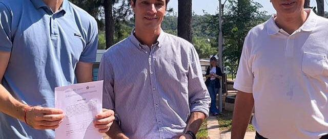 Ecología entregó camas al Club Yabebirí fabricadas con madera decomisada en operativos forestales