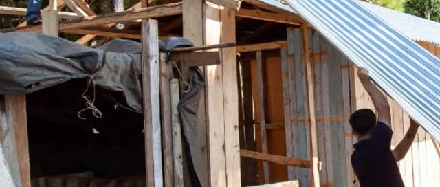 Bernardo de Irigoyen: asistieron a una familia afectada por un incendio con mejoras habitacionales