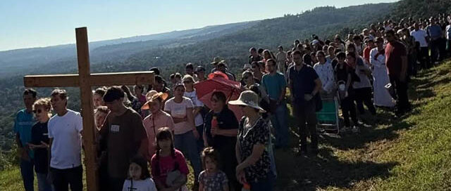 Colonia Alberdi: multitudinaria participación en el Vía Crucis del Monte de los Olivos