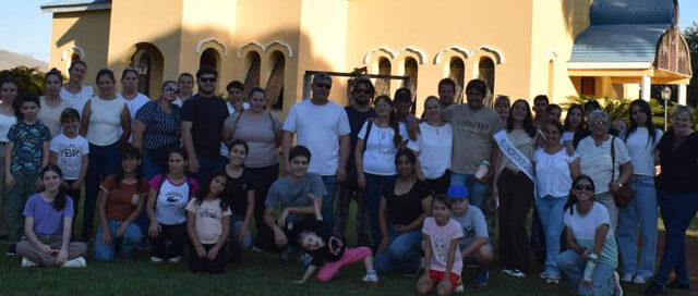 Tres Capones vivió un emotivo Viernes Santo con la llegada de turistas y fieles