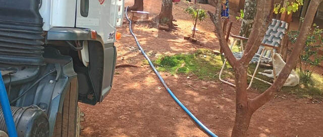 El Alcázar: bomberos voluntarios realizaron operativos de recarga de agua en la comunidad Perutí