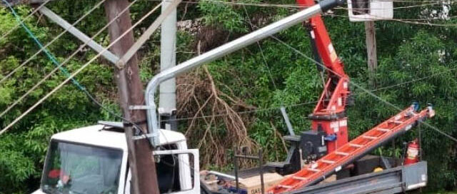 Candelaria: Avanza la instalación de nuevas luminarias en los barrios para mejorar la seguridad y el alumbrado público