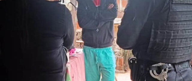 Mujer en situación de vulnerabilidad fue asistida tras pedir ayuda a vecinos en Oberá