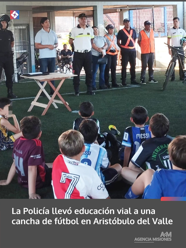 La Policía llevó educación vial a una cancha de fútbol en Aristóbulo del Valle