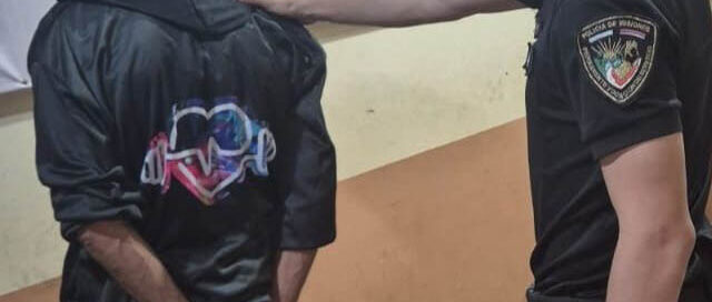 Posadas: alertó a la Policía por ruidos en su casa y detuvieron a un ladrón escondido en un galpón