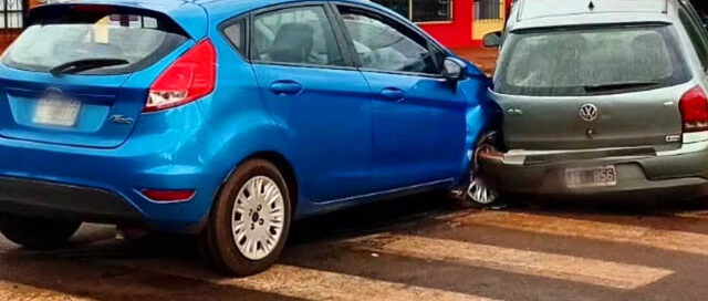 Chocó en Eldorado, dio positivo en alcoholemia y fue demorado tras intentar huir del lugar