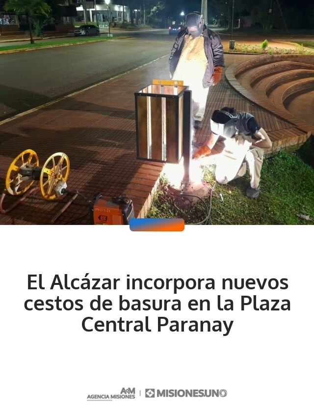 El Alcázar incorpora nuevos cestos de basura en la Plaza Central Paranay